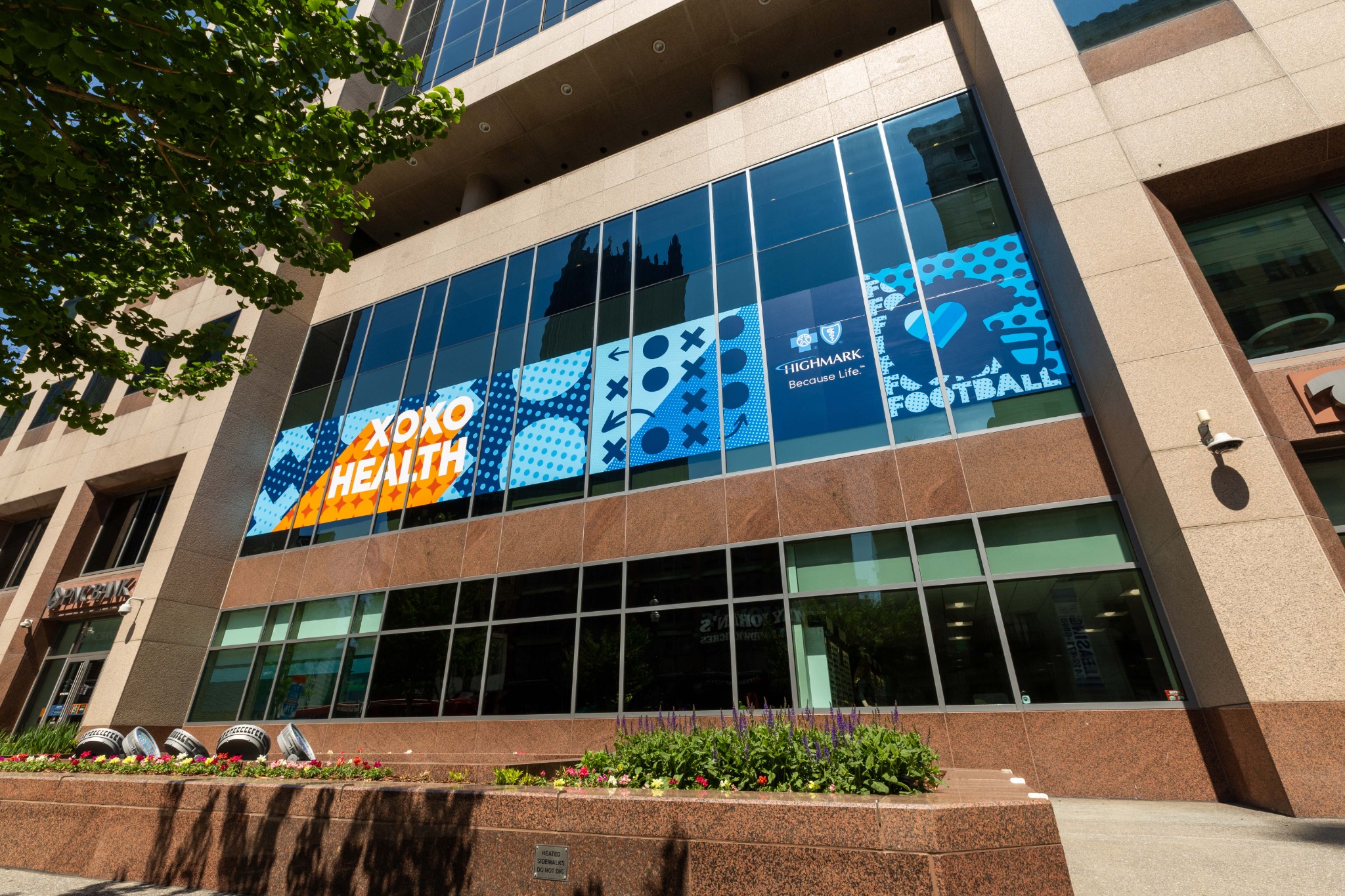 Highmark building façade with XOXO Health graphics
